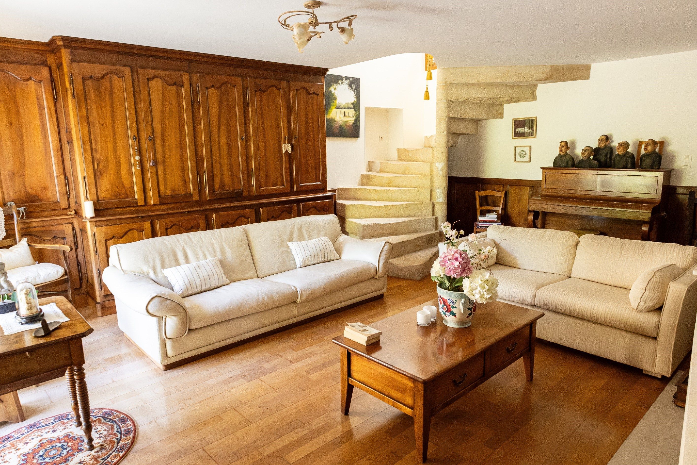 maison 7 Pièces en vente sur SURGERES (17700)