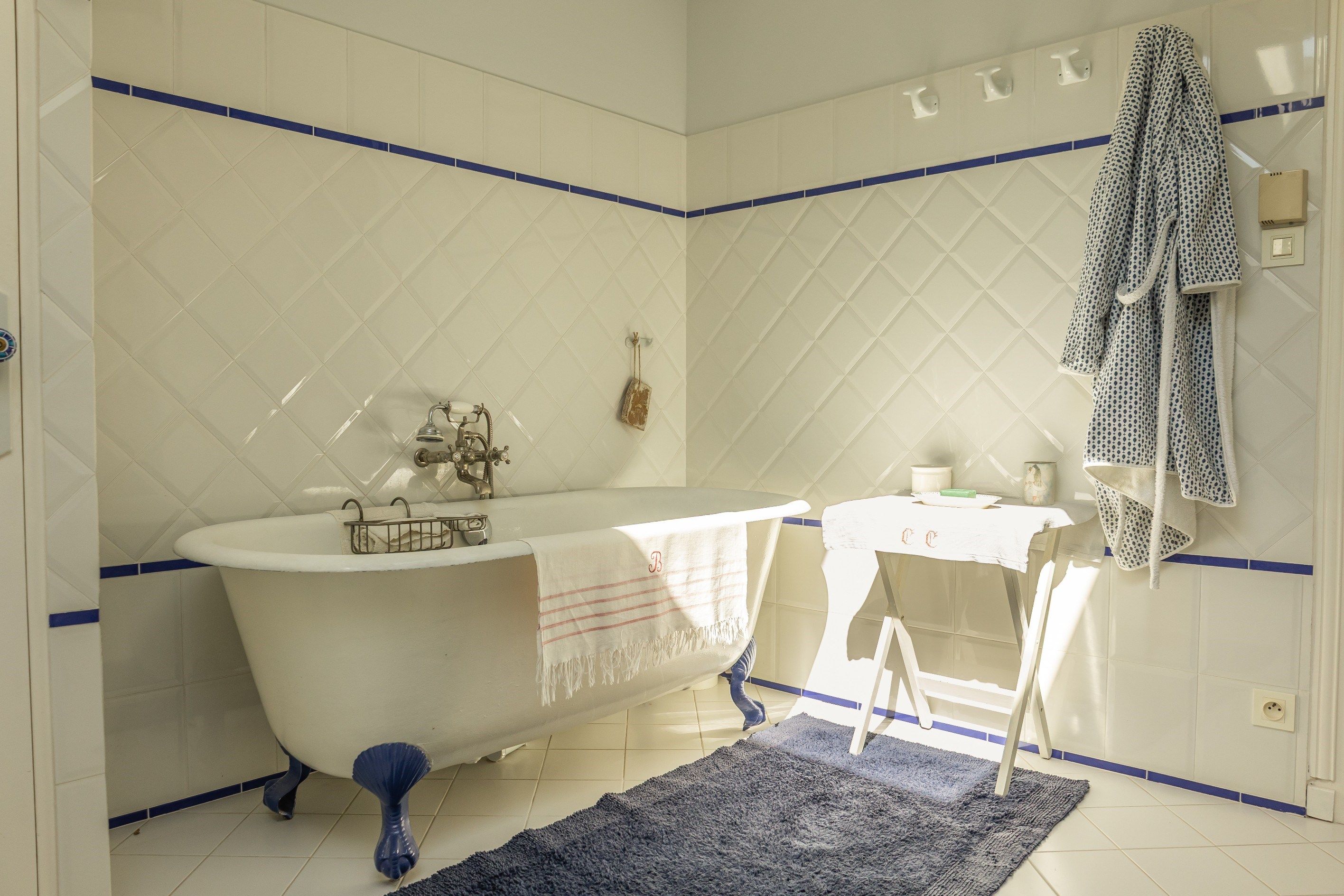 maison 7 Pièces en vente sur SURGERES (17700)