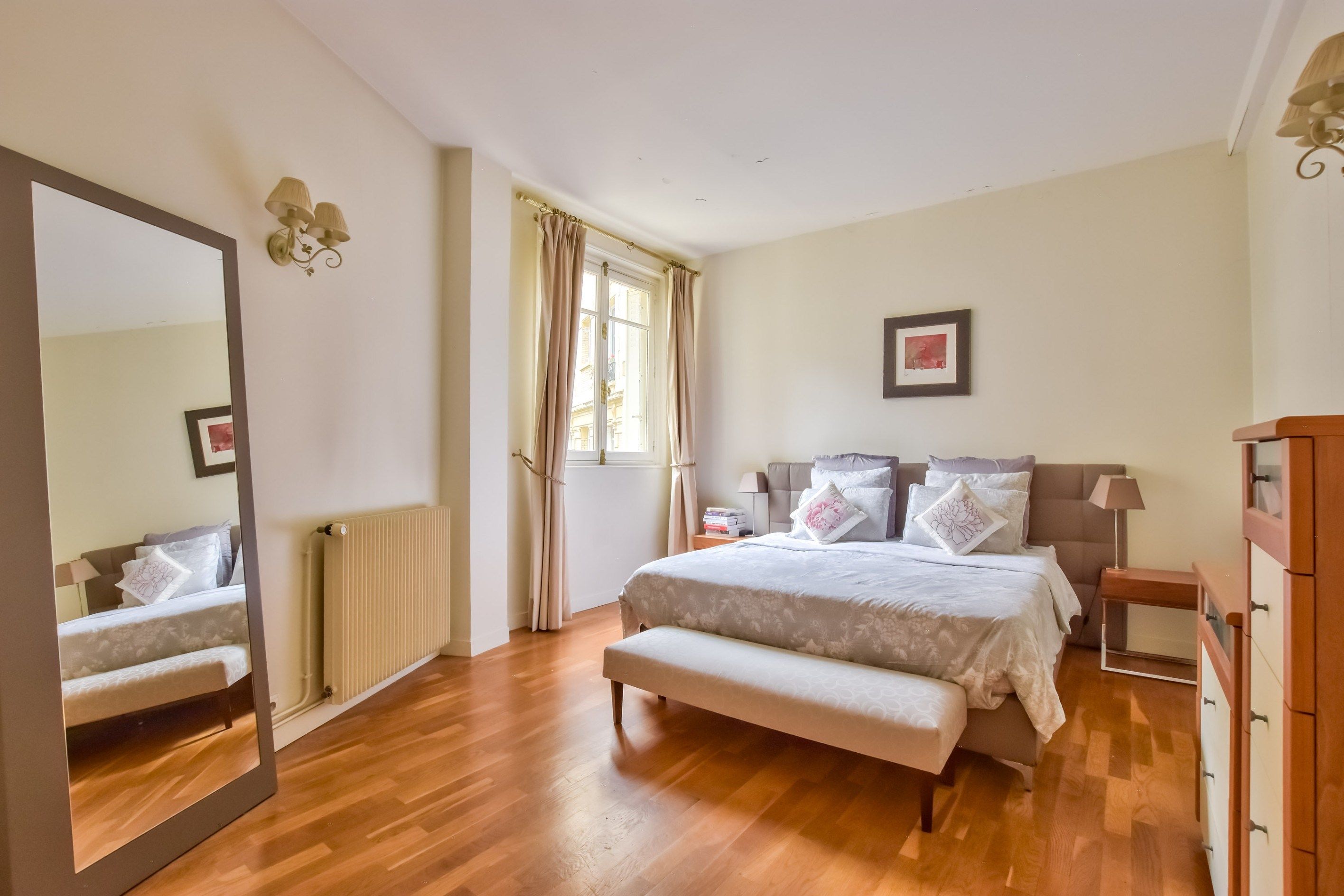 appartement 8 Pièces en vente sur PARIS (75116)