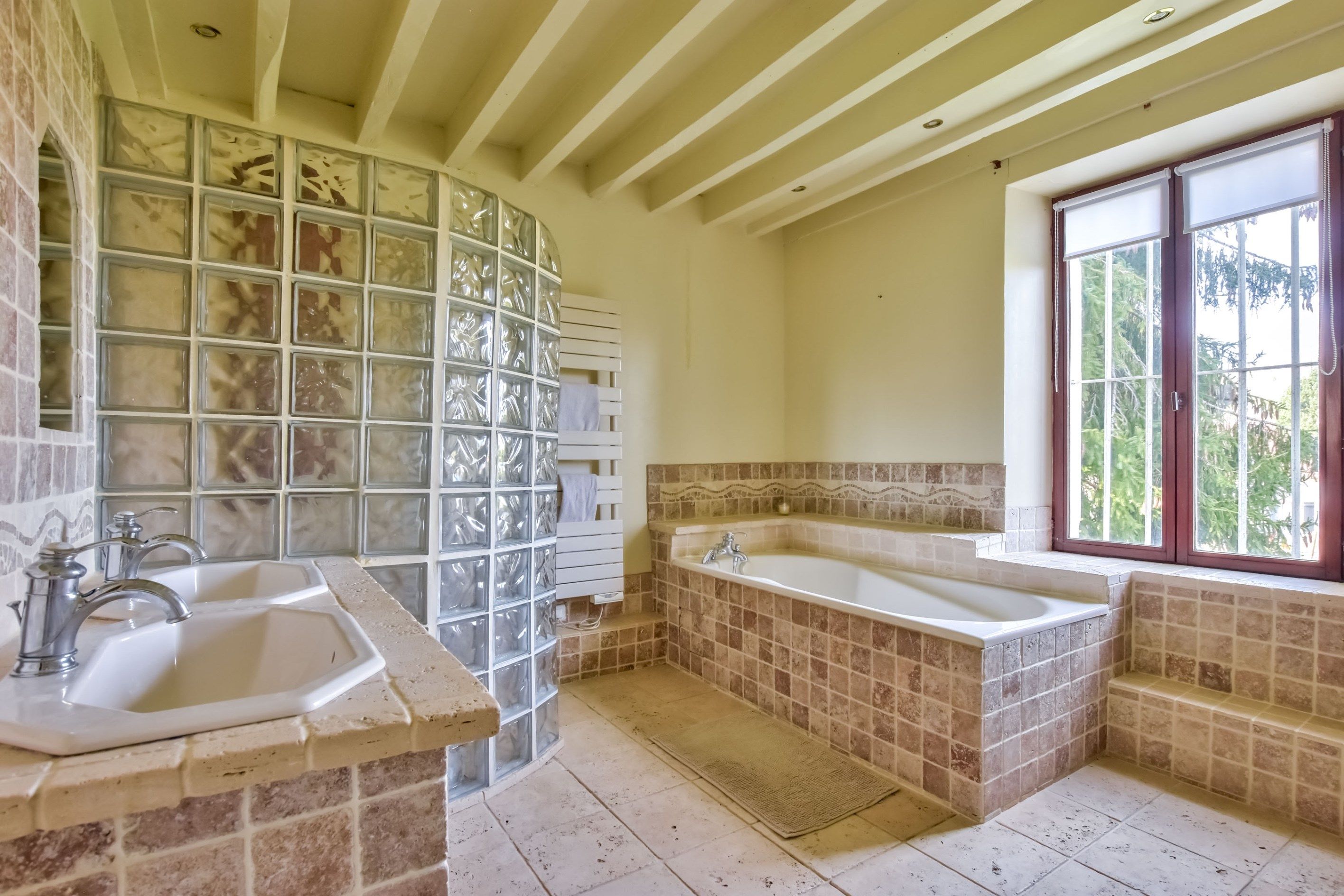 maison 9 Pièces en vente sur WY DIT JOLI VILLAGE (95420)