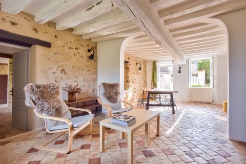 Vente Maison 260 m² Wy-dit-Joli-Village 9 Pièces