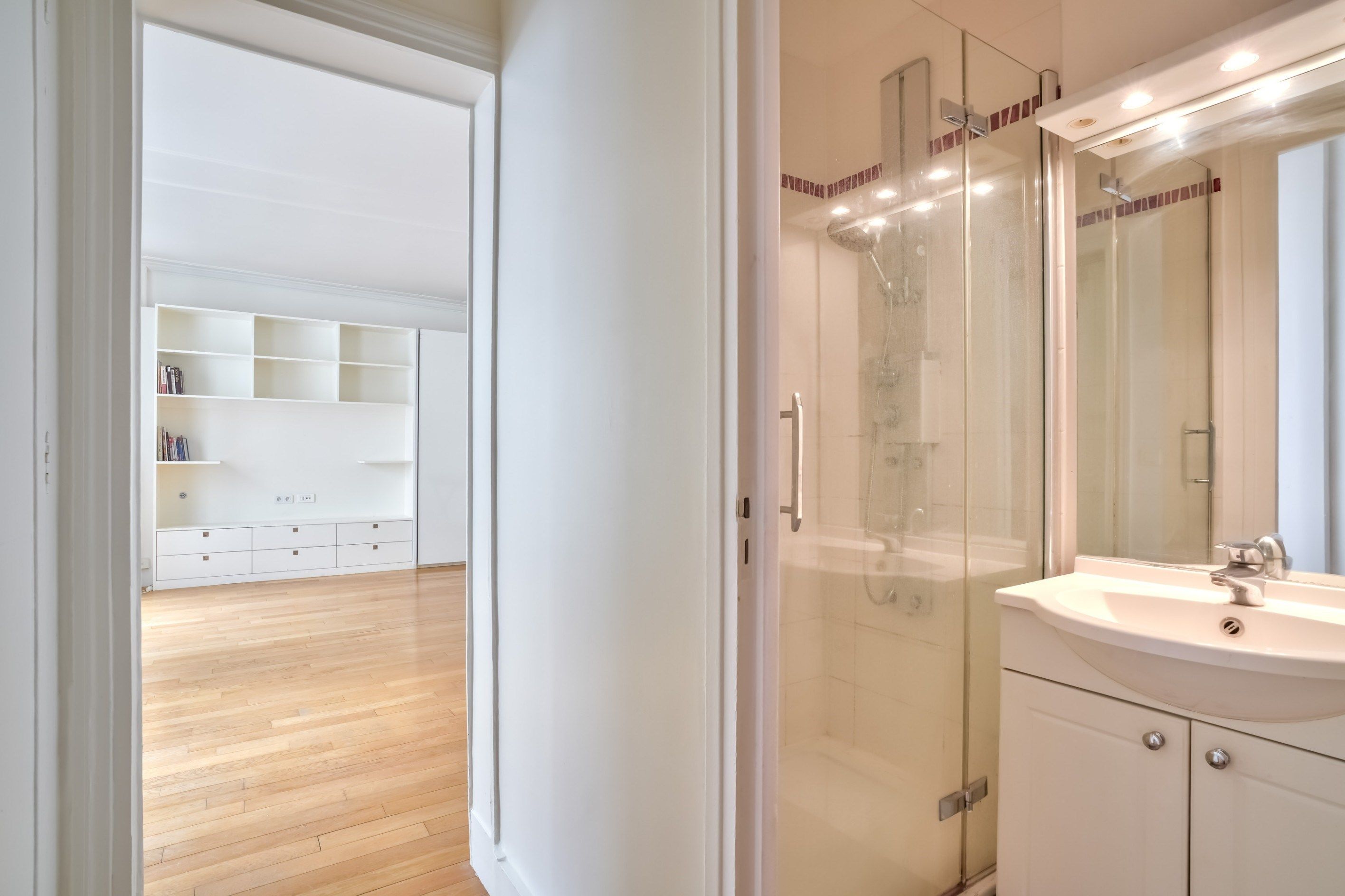 appartement 1 pièce en vente sur PARIS (75007)