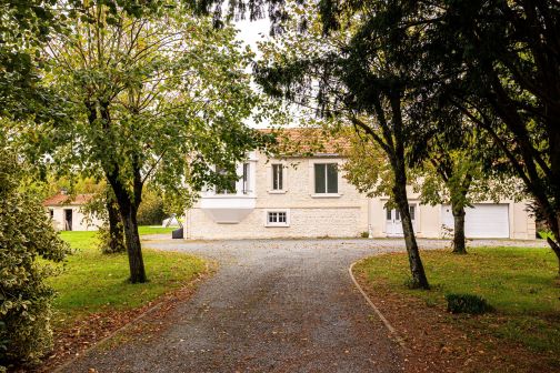 Vente Maison 182 m² Saint-Symphorien 5 Pièces