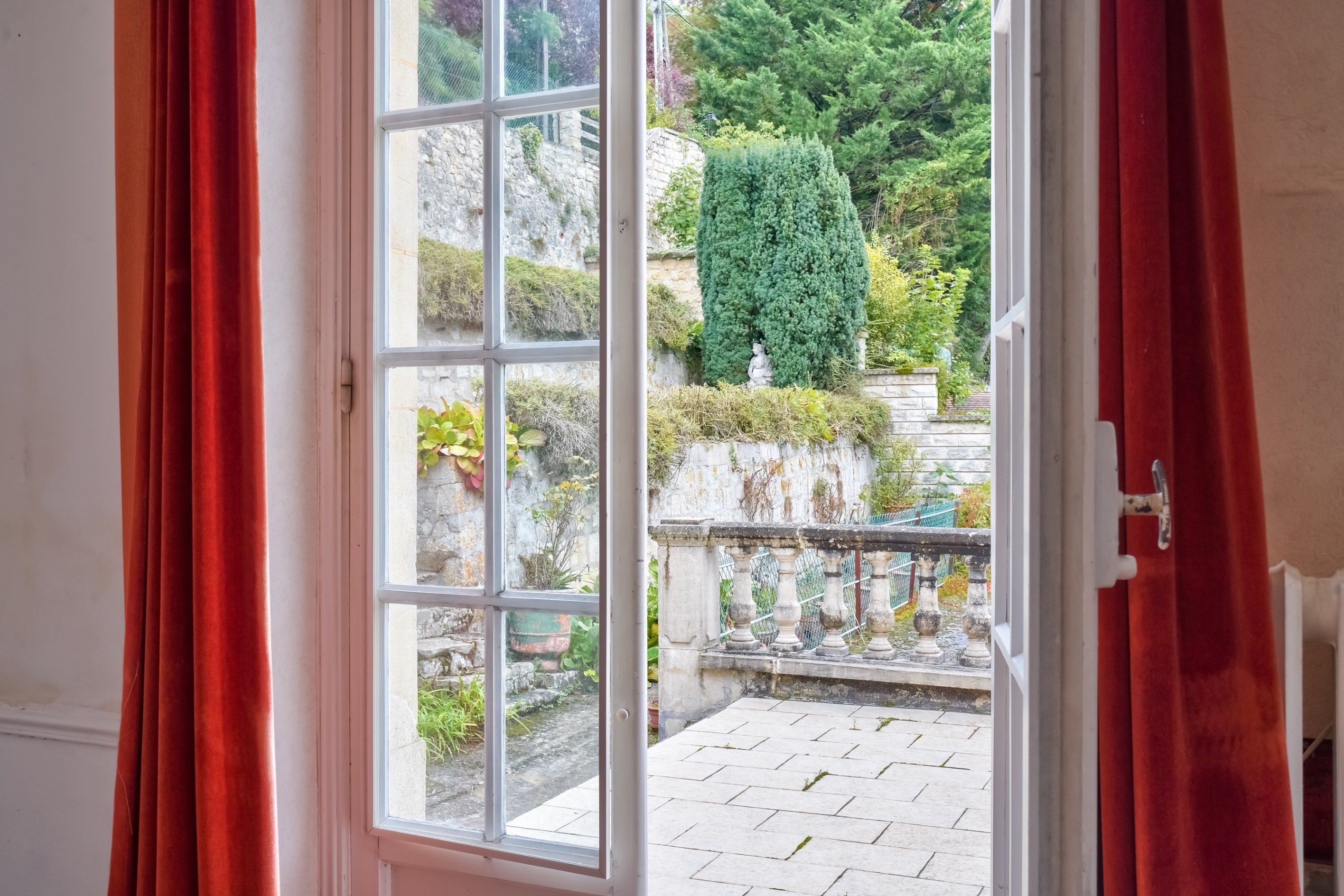 maison 7 Pièces en vente sur AUVERS SUR OISE (95430)