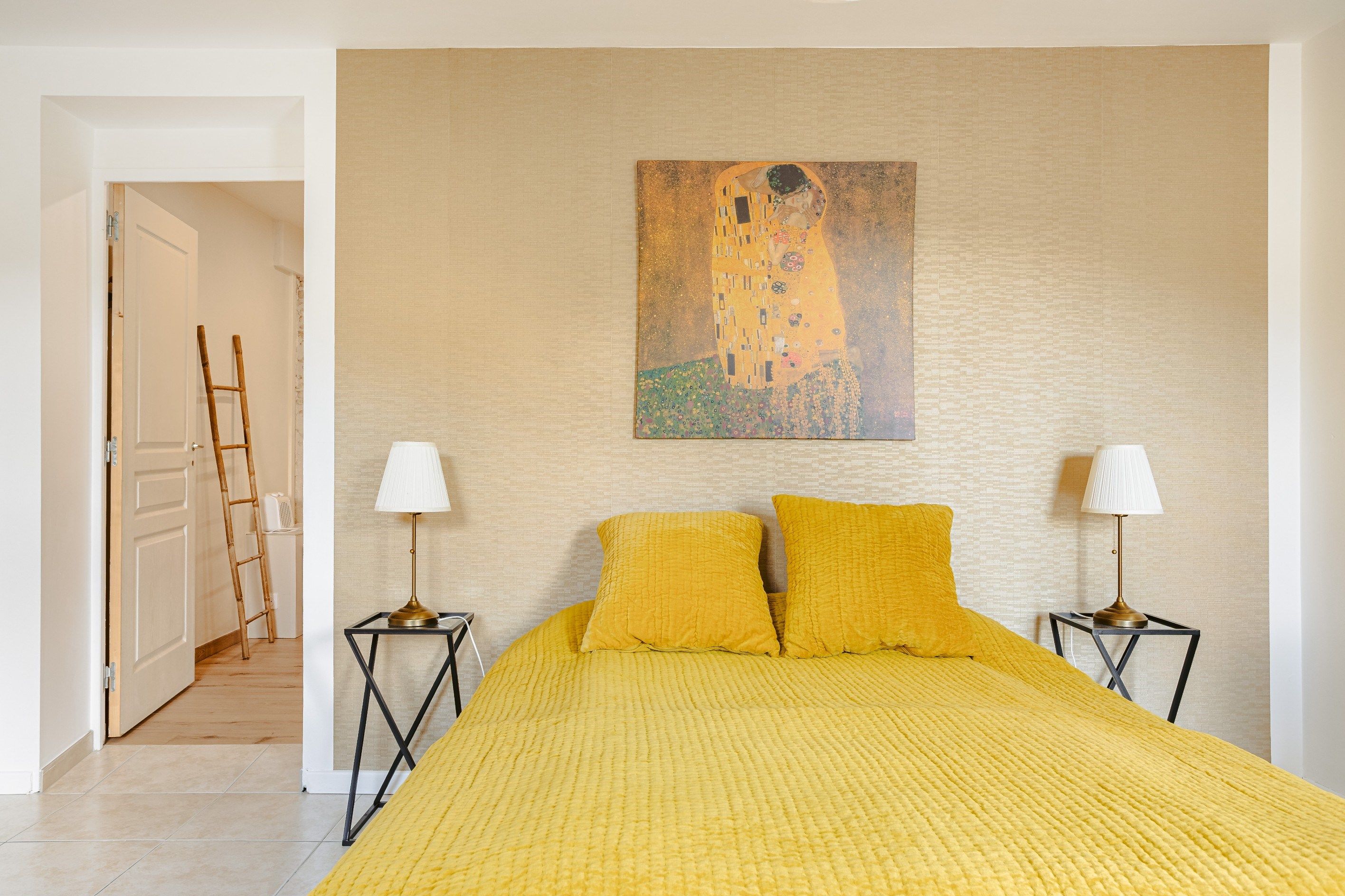 propriété 6 Pièces en vente sur SURGERES (17700)