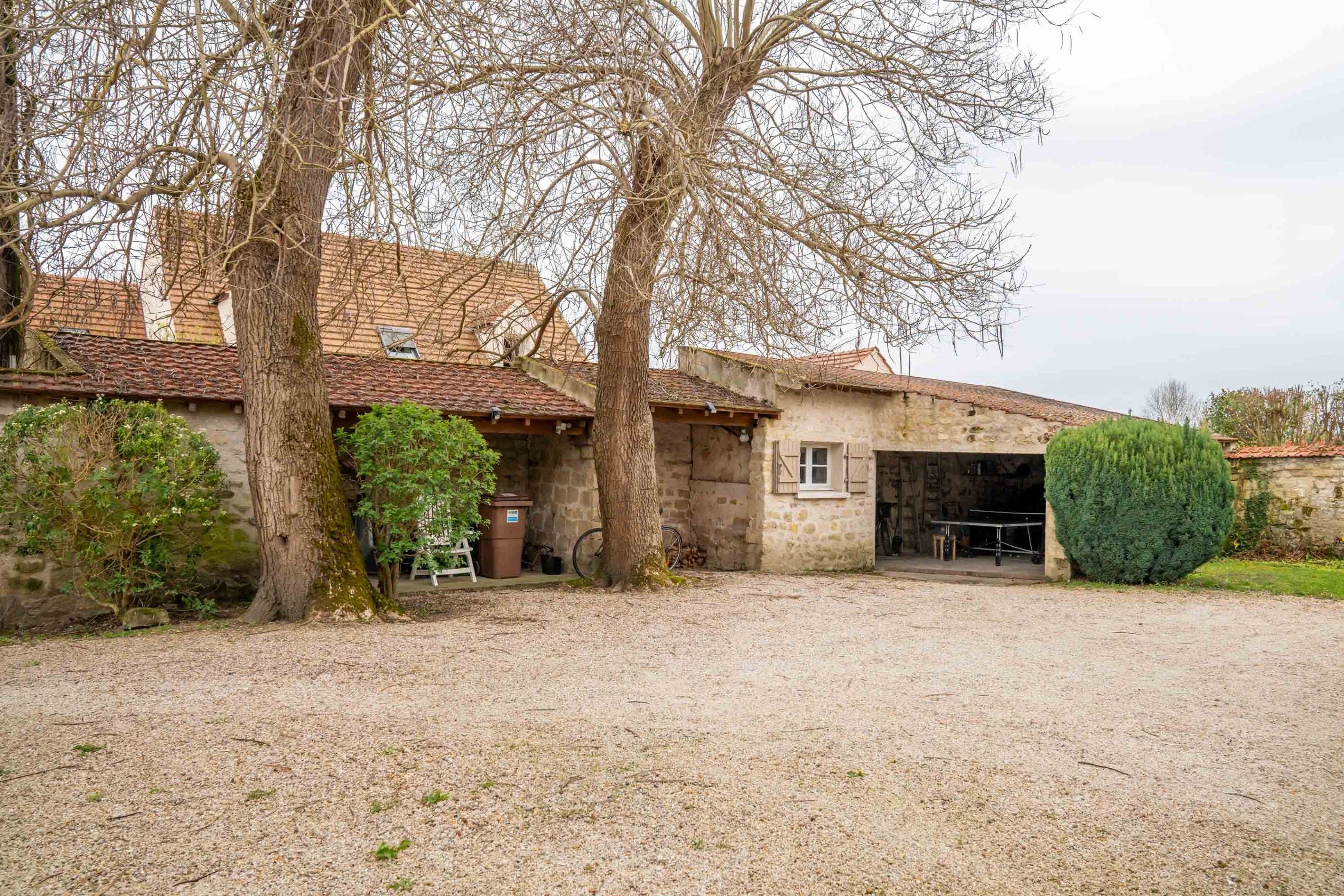 maison 6 Pièces en vente sur AUVERS SUR OISE (95430)