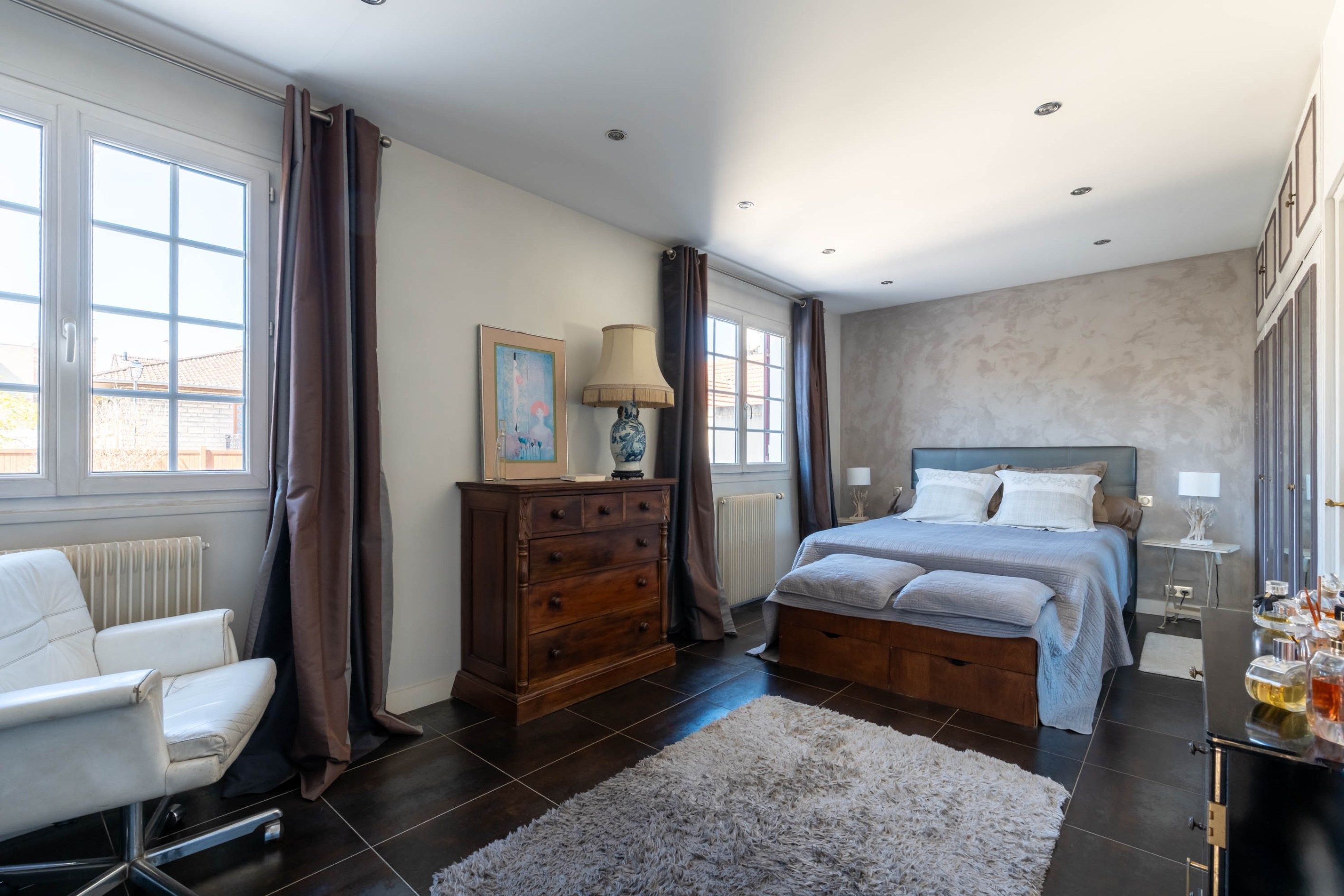 maison 8 Pièces en vente sur COLOMBES (92700)