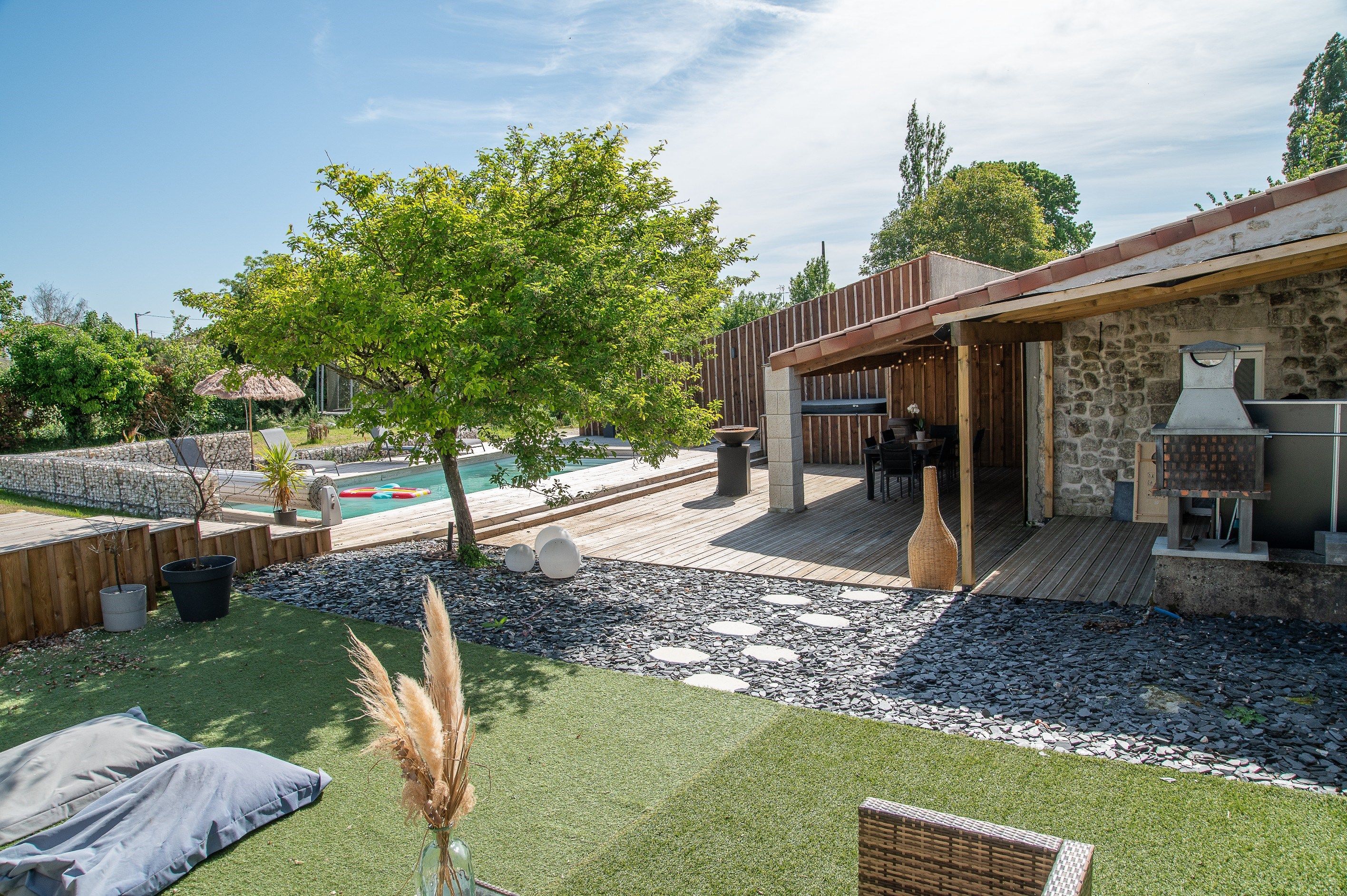 maison 8 Pièces en vente sur BORDS (17430)