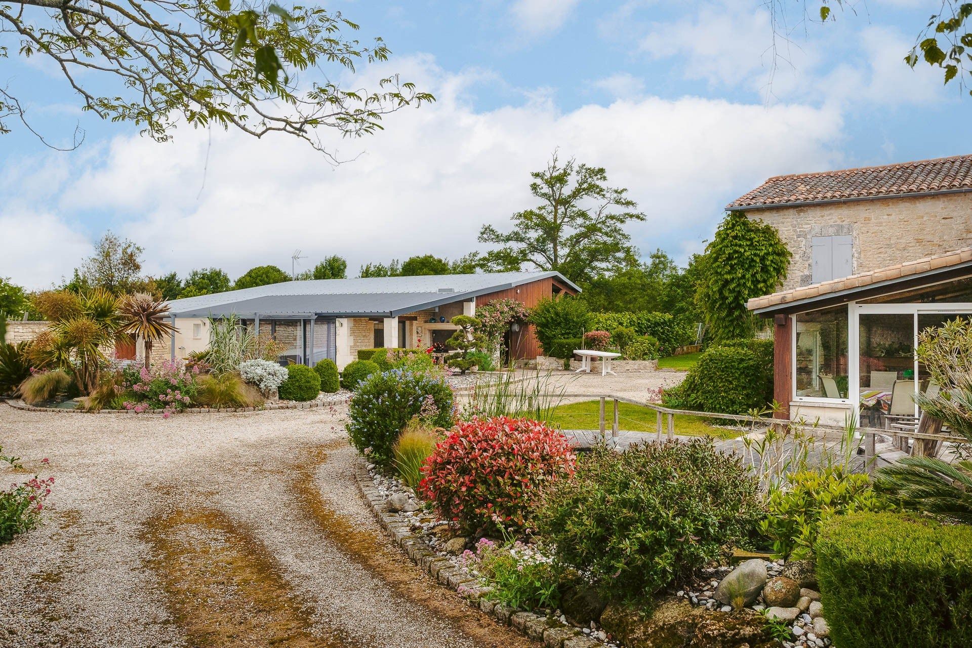 maison 6 Pièces en vente sur MONTROY (17220)