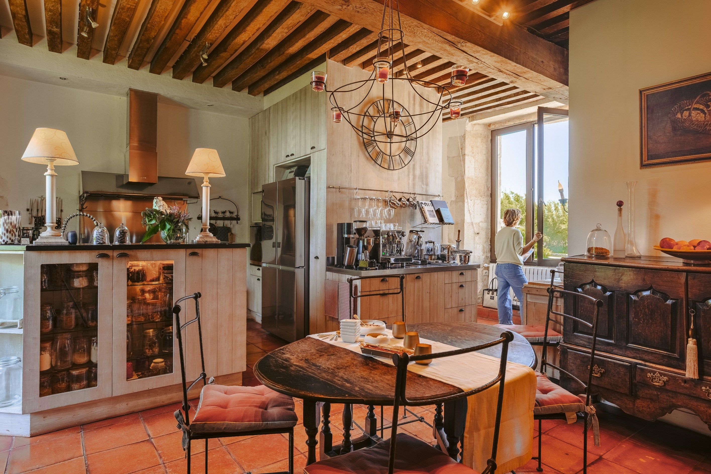 propriété 11 Pièces en vente sur CHAILLEVETTE (17890)