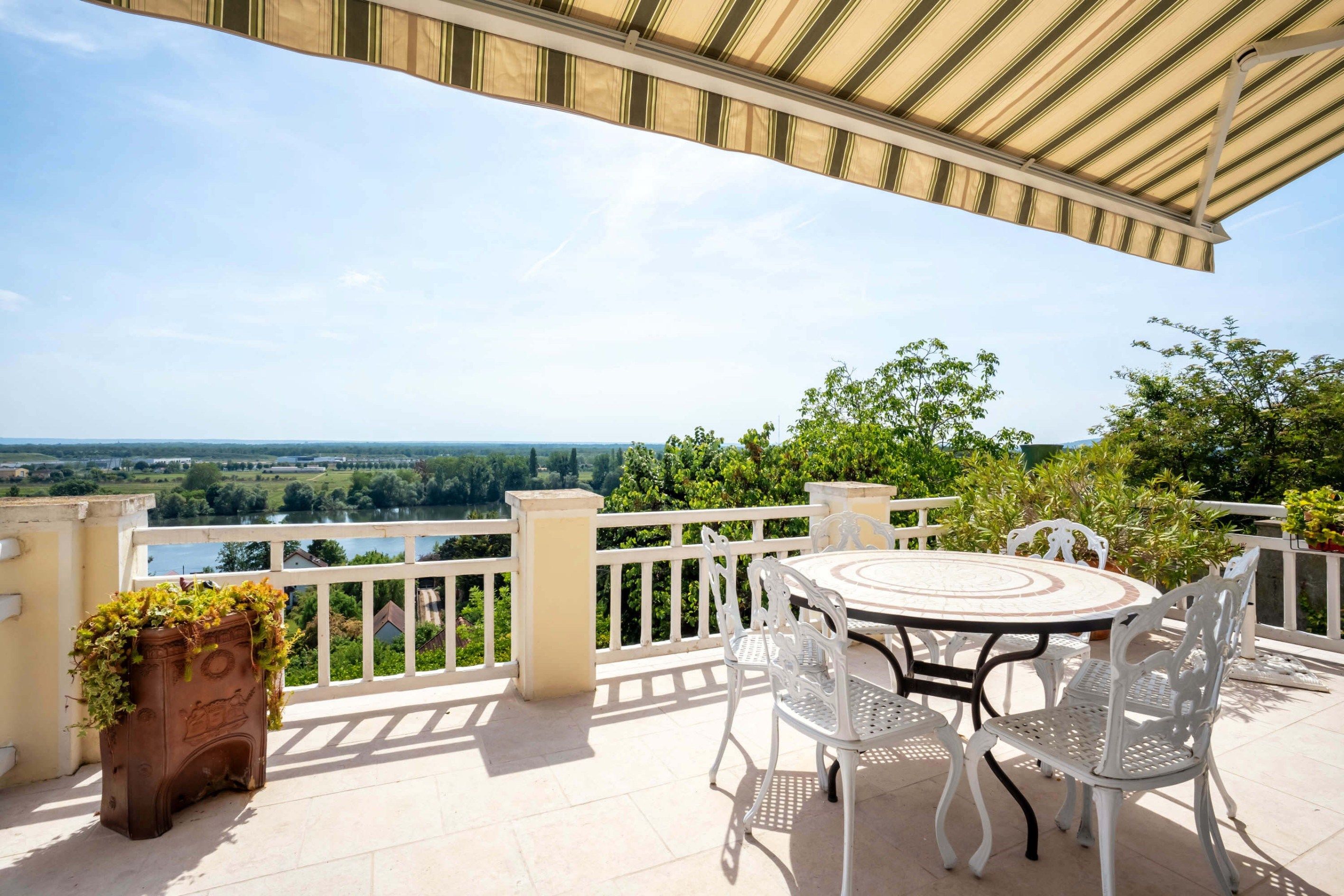 maison bourgeoise 10 Pièces en vente sur HERBLAY SUR SEINE (95220)