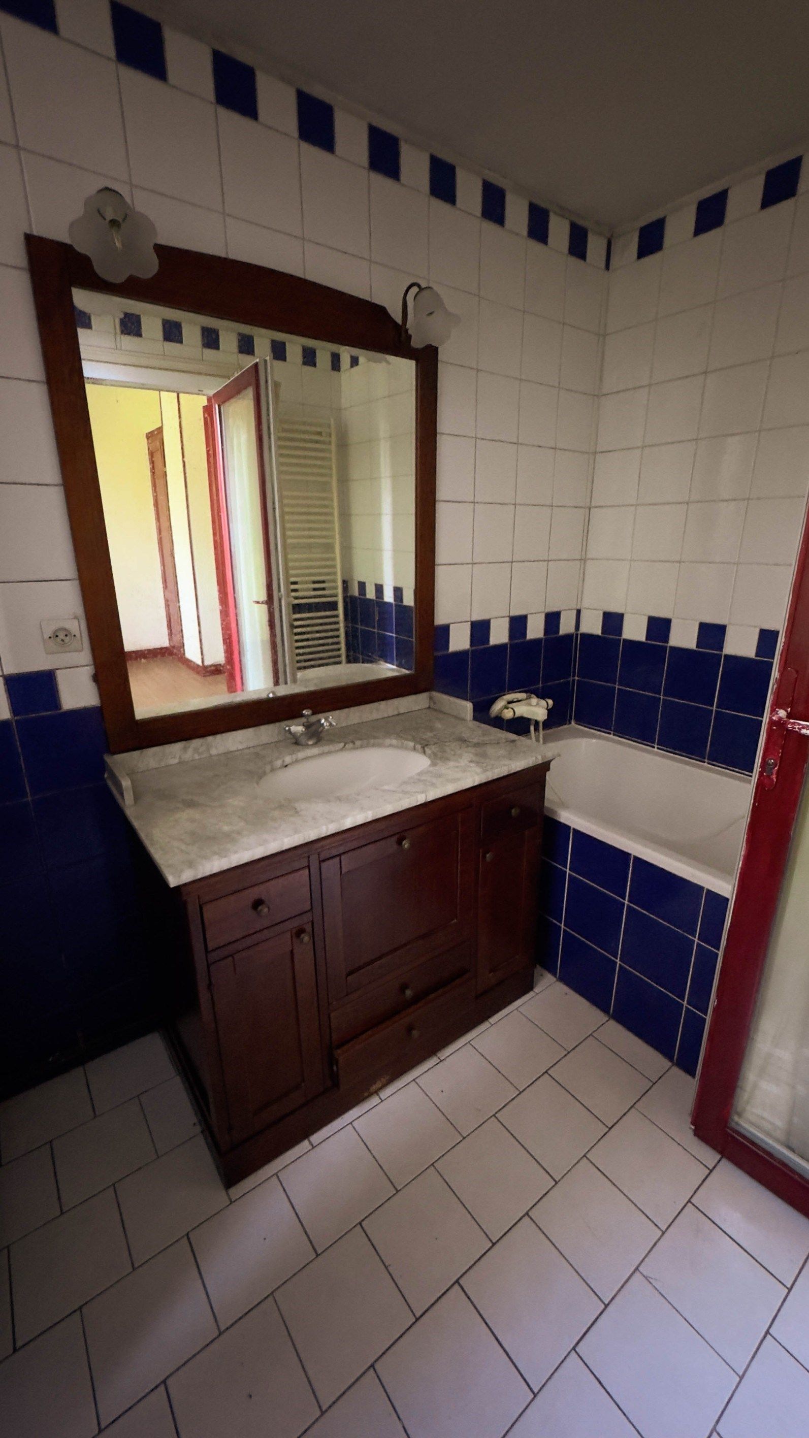 propriété 16 Pièces en vente sur ST COUTANT LE GRAND (17430)